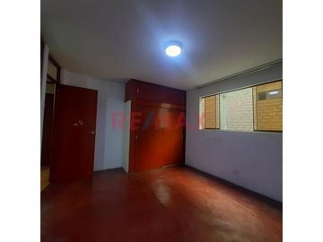 Amplio Departamento Con Aires Propios | 143.57 M² | Excelente Oportunidad En Comas.