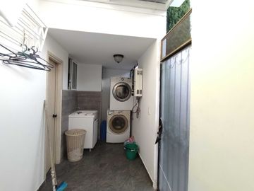 🏡 Venta hermosa casa en Unidad Residencial- Ciudad jardín 📍 Cali. Cod V9838