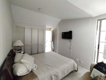 🏡 Venta hermosa casa en Unidad Residencial- Ciudad jardín 📍 Cali. Cod V9838
