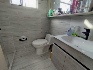 🏡 Venta hermosa casa en Unidad Residencial- Ciudad jardín 📍 Cali. Cod V9838