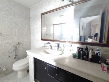 🏡 Venta hermosa casa en Unidad Residencial- Ciudad jardín 📍 Cali. Cod V9838