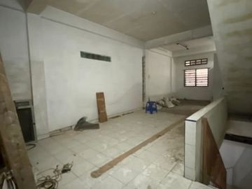 Rumah Jalan Angsa (daerah Madong Lubis) Medan