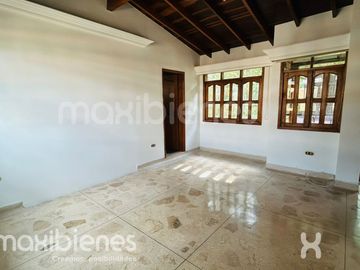apartamento en arriendo en  san jose. Cod A71574
