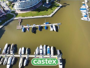 Lote al lago central de Los Puentes, Nordelta en venta con financiación