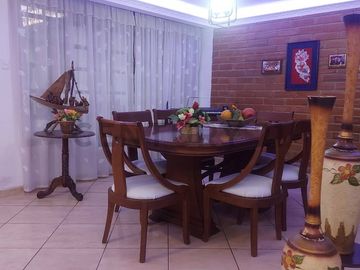EN VENTA CASA SECTOR LA MOYA CONOCOTO