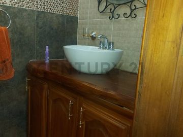 EN VENTA CASA SECTOR LA MOYA CONOCOTO