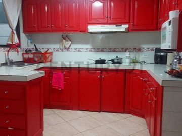 EN VENTA CASA SECTOR LA MOYA CONOCOTO