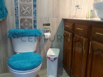EN VENTA CASA SECTOR LA MOYA CONOCOTO