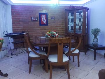 EN VENTA CASA SECTOR LA MOYA CONOCOTO