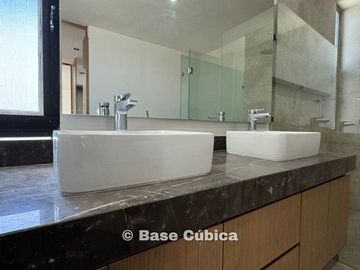 Casa 3 recámaras con bar  y alberca en Mérida, privada en Cholul