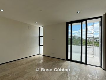 Casa 3 recámaras con bar  y alberca en Mérida, privada en Cholul