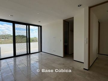 Casa 3 recámaras con bar  y alberca en Mérida, privada en Cholul