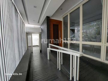 Dijual Rumah Mewah Garden Imperial, Pantai Indah Kapuk View Danau