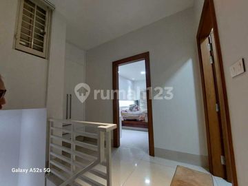 Dijual Rumah Mewah Garden Imperial, Pantai Indah Kapuk View Danau