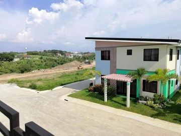 PRESELLING SOFIA SINGLE DETACHED CORNER LOT ACROPOLIS TRECE