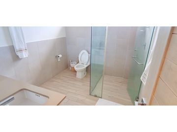Oportunidad! Se Vende el más amplio Penthouse en Playa Caracol