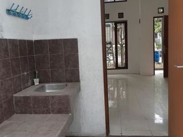Rumah Sejuk Dekat Arcamanik, RS Hermina dan Borma