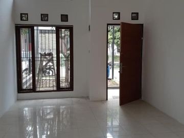 Rumah Sejuk Dekat Arcamanik, RS Hermina dan Borma