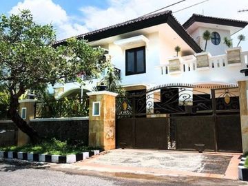 Dijual Rumah 2 Lantai Siap Huni Margorejo Indah Surabaya