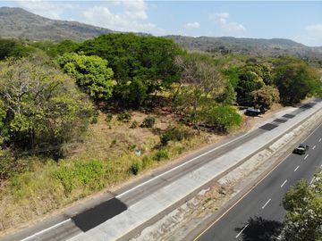 SE VENDE TERRENO EN CAPIRA VIA INTERAMERICANA