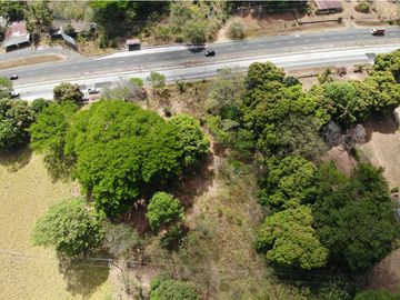 SE VENDE TERRENO EN CAPIRA VIA INTERAMERICANA