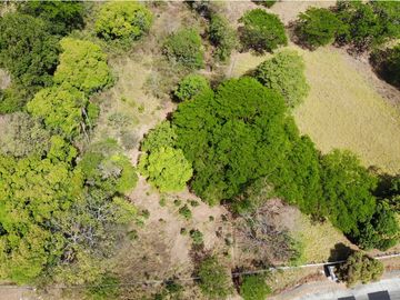 SE VENDE TERRENO EN CAPIRA VIA INTERAMERICANA
