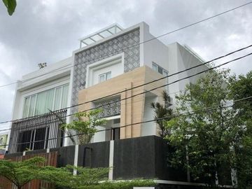 Rumah Cantik Mewah di Kemang Jakarta Selatan