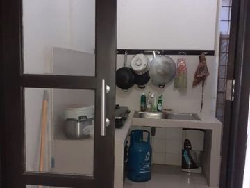 Rumah second di perumahan poin mas, pancoran mas, depok
