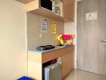 DIJUAL : Apartemen Osaka Riverview Twr Prime B2750 Lt27 full furnish, Tangerang