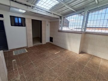 apartaestudio en arriendo en la trinidad.. Cod A117665