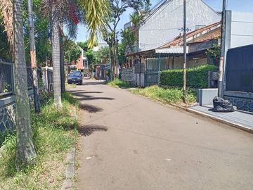 Di Sewakan Rumah 5 Kamar Cocok Untuk Kantor di Jl. Sumber Hegar Bandung