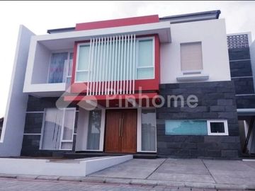 Dijual Rumah Mewah Cantik Modern Dekat Kampus UMY