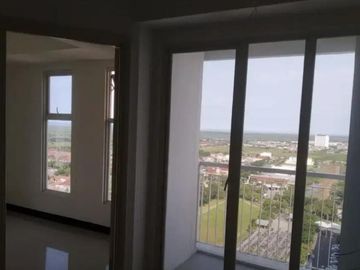 2 BR Corner Apartment Dekat Widya Mandala, Xin Zhong