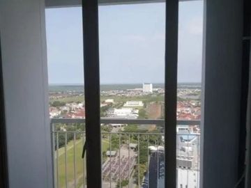 2 BR Corner Apartment Dekat Widya Mandala, Xin Zhong