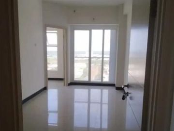 2 BR Corner Apartment Dekat Widya Mandala, Xin Zhong
