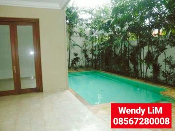 DIJUAL RUMAH MEWAH at Jl GAHARU CIPETE JAKSEL (GARDEN, SWIMMING POOL)
