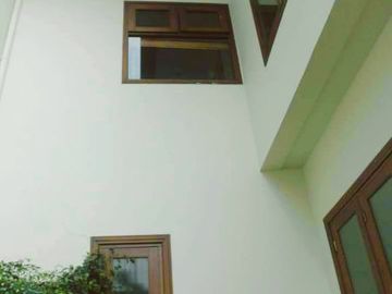 DIJUAL RUMAH MEWAH at Jl GAHARU CIPETE JAKSEL (GARDEN, SWIMMING POOL)