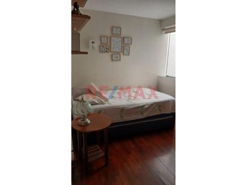 ¡Tu hogar ideal te espera en Surco!

Descubre este espectacular tríplex en una de las mejores zonas de Surco, a pocos pasos de El Trigal. Vive con l