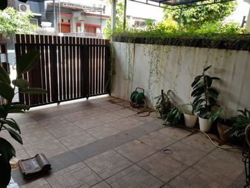 Rumah 2 lantai nyaman dan strategis di galaxy bekasi selatan