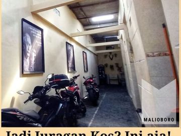 RUMAH KOST 14 KAMAR DEKAT KAMPUS UMY JOGJA FULLFURNISH