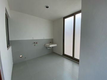 VENTA CASA EN LOMAS DEL PEDREGAL