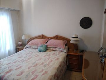 Casa americana 3 ambientes con quincho y terraza/ Barrio Sarmiento
