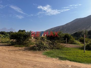 🌟 ¡Oportunidad única en Laredo, Trujillo! 🌟

📍 Ubicación: SECTOR SANTA ROSA PARCELA LAREDO

🔹 ¿Buscas el lugar perfecto para desarrollar tu proyec