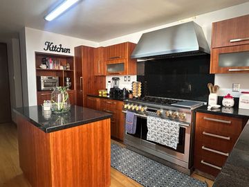 Excelente Casa en Lomas 3ra. Secc.