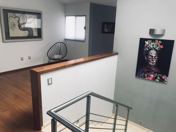 Excelente Casa en Lomas 3ra. Secc.
