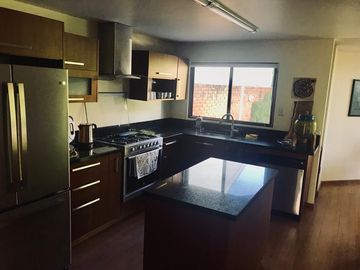 Excelente Casa en Lomas 3ra. Secc.
