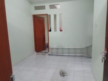 Rumah Second 1 Lnt, LT 72 m&sup2;, Rp 500 Juta, di Sawangan, Depo