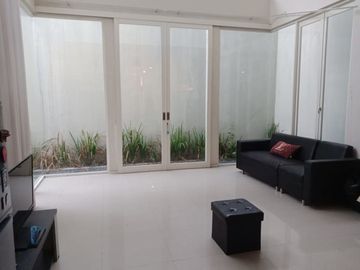 Dijual Rumah Minimalis Golf Avenue - Citraland Ciamik