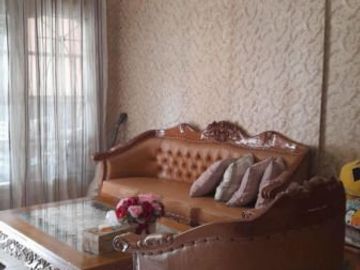 DewiKa Rumah Second Dengan Halaman Luas Sawangan Depok