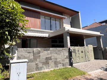 Rumah Pakuwon City minimalis san antonio baru gress